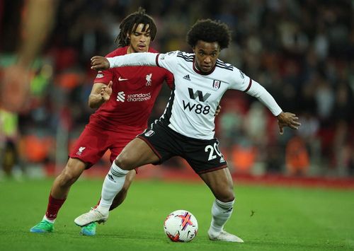 Fulham cũng cố gắng tìm bàn gỡ