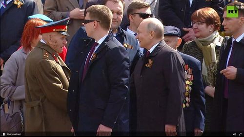 Ông Putin gặp gỡ các cựu chiến binh Nga.