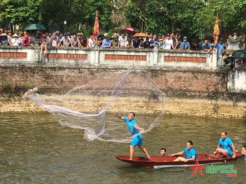 Lễ Đả Ngư (đánh cá ở giếng làng) là một nghi lễ rất quan trọng trong ngày Lễ hội truyền thống Lệ Mật. 
