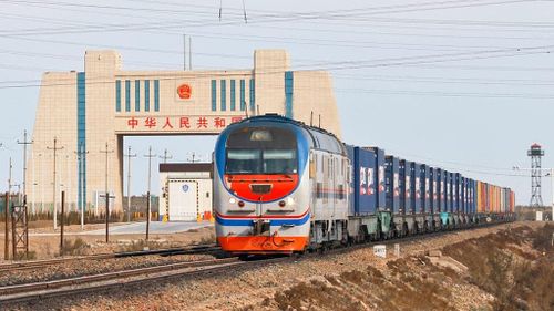 Giới chức Mỹ bắt đầu lập luận rằng với sự trợ giúp của nguyên liệu hạt nhân do "đoàn tàu Uranium" từ Nga mang đến, Trung Quốc có kế hoạch mở rộng kho vũ khí hạt nhân của mình.