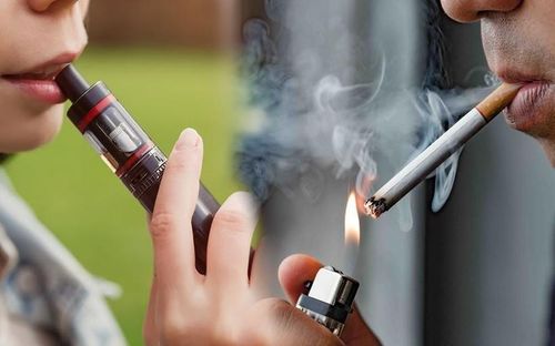 Thuốc lá điện tử đang thu hút nhiều người dùng trẻ tuổi, trong đó có học sinh. Ảnh minh họa: INT.