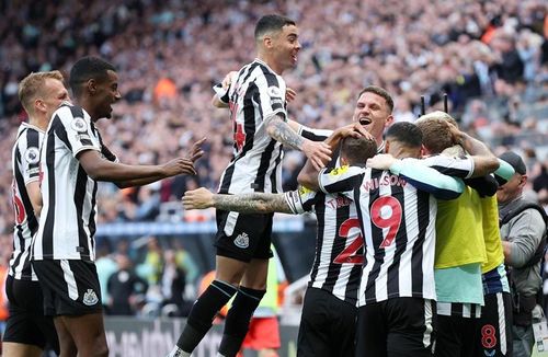 Newcastle gần đảm bảo suất Champions League khi hủy diệt Brighton.