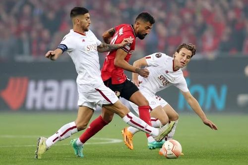 AS Roma chơi phòng ngự chắc chắc và giành quyền vào chung kết.
