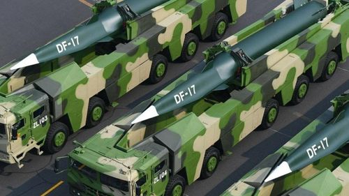 Qua cuộc chiến ở Ukraine đang diễn ra, vấn đề “có thể hết máy bay” đang được đặt ra. Cựu đại tá Gunzinger nói rằng, Mỹ hiện không có đủ dự trữ máy bay ném bom để đối phó với cường độ của một cuộc chiến tranh tổng lực.
