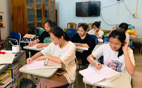 Cách chia nhóm học sinh để ôn thi của Trường THPT Ngọc Lặc. Ảnh: NVCC.