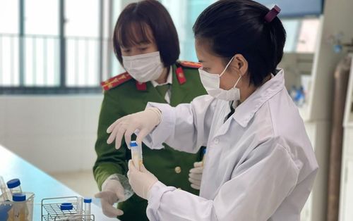 Hiện nay chỉ có một số ít cơ quan có năng lực xét nghiệm phát hiện ma túy tổng hợp được như: Viện Giám định Pháp y – Bộ Y tế, Viện Khoa học hình sự - Bộ Công an. (Nguồn ảnh: Thanh Loan)