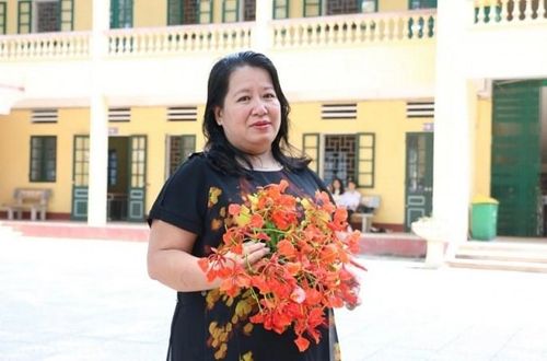 Thạc sĩ Nguyễn Hằng Nga - Tổ trưởng bộ môn Ngữ văn Trường THPT Hoài Đức B, Hà Nội.