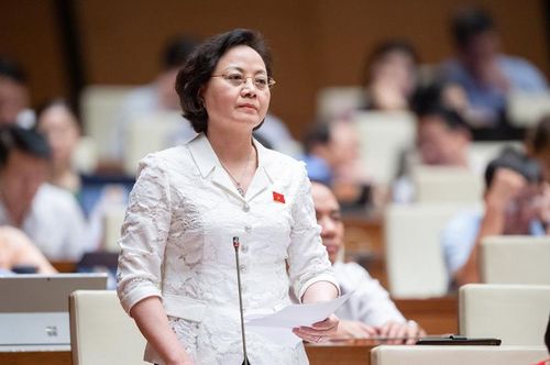Bộ trưởng Bộ Nội vụ Phạm Thị Thanh Trà.