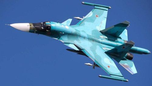 Su-34 là loại máy bay tiêm kích - ném bom hai chỗ ngồi. Chúng ta đã biết khả năng của nó với tư cách là oanh tạc cơ, vậy nó sẽ cho chúng ta thấy gì với tư cách là máy bay chiến đấu?