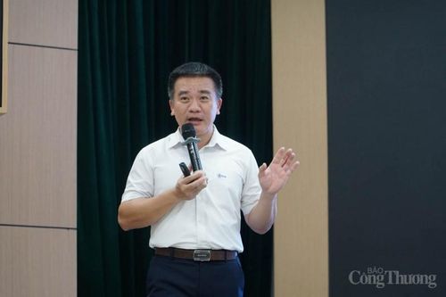 Ông Trần Việt Nguyên - Phó Ban Kinh doanh Tập đoàn Điện lực Việt Nam cho biết Việt Nam còn rất nhiều dự địa tiết kiệm điện và nâng cao hiệu quả sử dụng điện