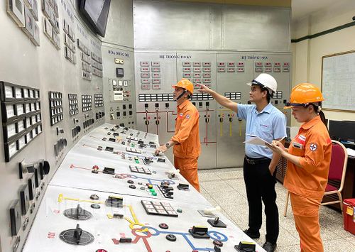 Trung tâm điều hành Công ty Cổ phần Nhiệt điện Ninh Bình.