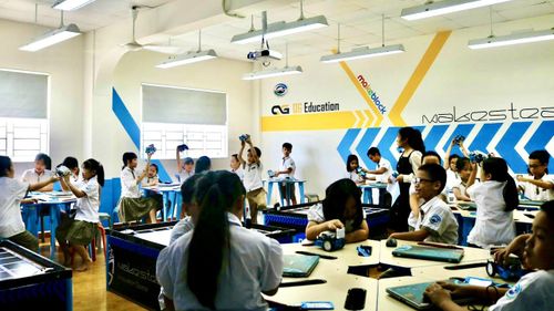  QG Education là một trong những đơn vị tiên phong đưa chương trình giảng dạy STEAM Robotic vào dạy ở trường học
