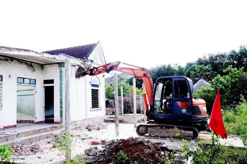 Nhiều hộ dân đã tiến hành di dời tài sản để bàn giao mặt bằng cho dự án
