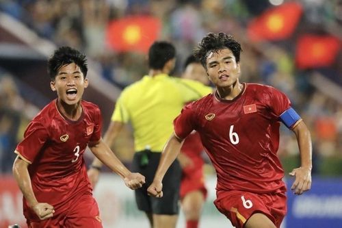 U17 Việt Nam hướng đến chiến thắng đầu tay. (Ảnh: Minh Quyết/TTXVN).