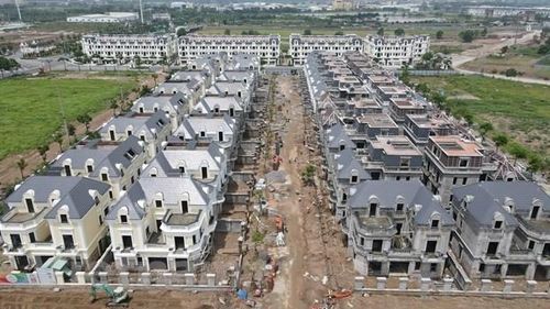 Chính sách tiền tệ được nới lỏng để hỗ trợ tăng trưởng kinh tế và thúc đẩy ổn định tài chính, đặc biệt trong lĩnh vực bất động sản. (Ảnh: PV/Vietnam+)
