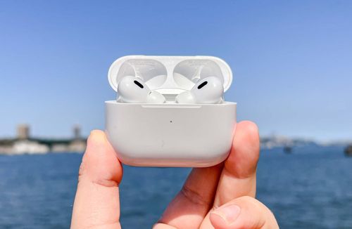 AirPods Pro thế hệ thứ 2. Ảnh: Tom's Guide.