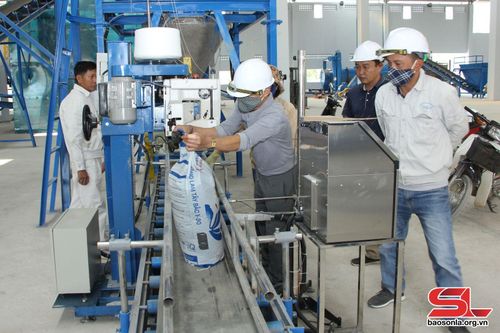 Nhà máy phân bón Sông Lam Tây Bắc đầu tư dây chuyền sản xuất hiện đại, tiết kiệm điện.