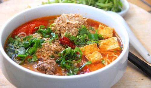  Rice vermicelli with crab. 