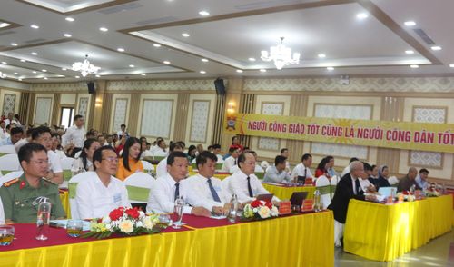 Đại biểu dự đại hội.