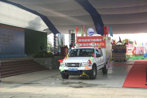 Bình Dương hưởng ứng Ngày toàn dân phòng chống ma túy 26/6 năm 2023 với chủ đề “Phòng chống ma túy quyết liệt - hiệu quả - nâng cao trách nhiệm chủ động phối hợp vì một cộng đồng sạch ma túy”.