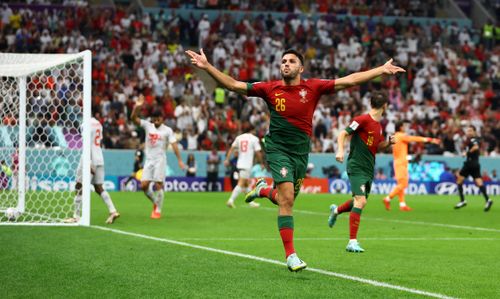  Ramos có thể mang tới khác biệt cho hàng công MU. Ảnh: Reuters. 