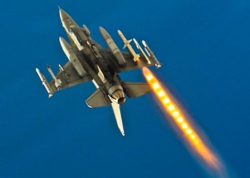  Máy bay chiến đấu hạng nhẹ F-16 của Không quân Mỹ. Nguồn Wikipedia 