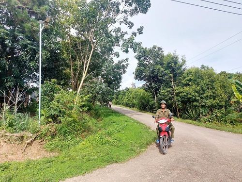 Các tổ tự quản ở xã Hà Tây thường xuyên tuần tra, nhắc nhở người dân chấp hành pháp luật. Ảnh: Thiên Di
