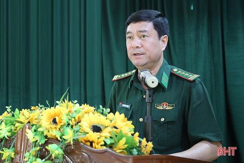 Đại tá Bùi Hồng Thanh – Chỉ huy trưởng BĐBP Hà Tĩnh phát biểu tại buổi lễ.