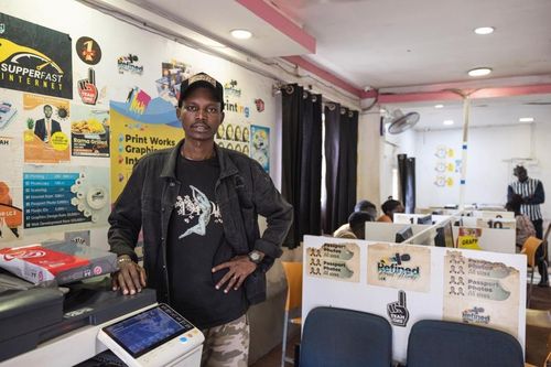 Refined Print Works — nằm trong khu đô thị Wandegeya của Kampala