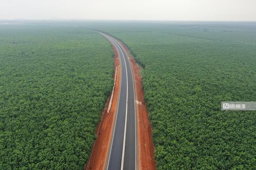 Cao tốc Phan Thiết - Dầu Giây.