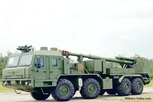 Khung gầm Malva là xe địa hình BAZ-6010-027 với cấu hình 8x8 do Nhà máy ô tô Bryansk sản xuất, chứ không phải loại MZKT của Belarus - theo truyền thống vẫn được sử dụng trong Quân đội Nga như một nền tảng để đặt nhiều loại vũ khí khác nhau.