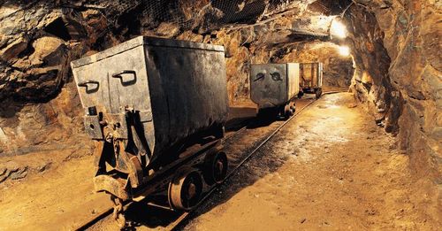 Pháp đứng trước nguy cơ mất "kho uranium" tại châu Phi.