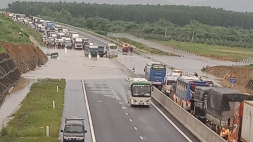 Khẩu độ thiết kế cống đáp ứng yêu cầu thoát nước của lưu vực tự nhiên phía trái tuyến cao tốc (phạm vi từ Km25+100-Km25+900).