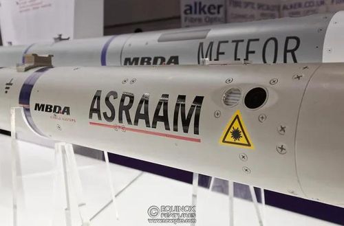 Ưu điểm lớn của ASRAAM so với các biện pháp đối phó của trực thăng Ka-52 là tên lửa được thiết kế để có khả năng chống lại hệ thống gây nhiễu điện tử (ECM) và hồng ngoại (IRCM).