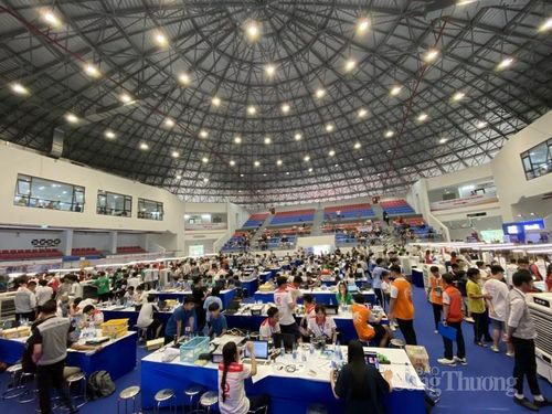 Robotacon WRO là sân chơi lớn được tổ chức thường niên thu hút đông đảo các em học sinh từ tiểu học đến THPT tham dự
