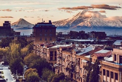 Armenia là quê hương của một trong những nền văn hóa lâu đời nhất thế giới. 