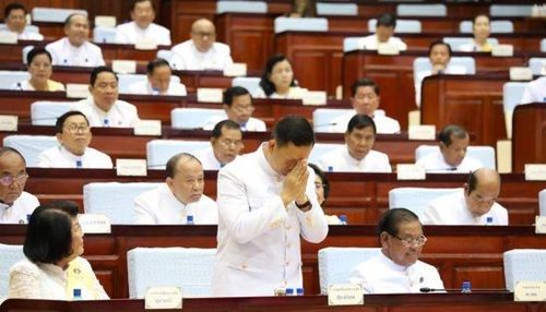 Tân Thủ tướng Campuchia Hun Manet sau khi được Quốc hội bầu (Ảnh: nguồn Báo Phnom Penh Post)