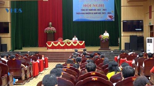 Toàn cảnh hội nghị.