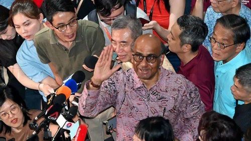 Ông Tharman Shanmugaratnam trở thành Tổng thống thứ 9 của Singapore. (Ảnh: AFP)