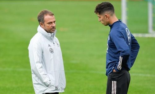 Hansi Flick và Kai Havertz ở tuyển Đức