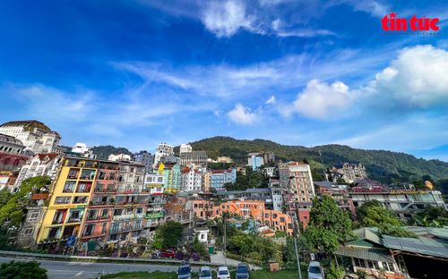 Không ít du khách phàn nàn về việc đi nghỉ dưỡng ở Tam Đảo giờ toàn ngắm... bê tông.