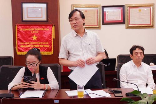 Phó Chủ nhiệm Ủy ban Văn hóa, Giáo dục Phan Viết Lượng phát biểu tại cuộc làm việc