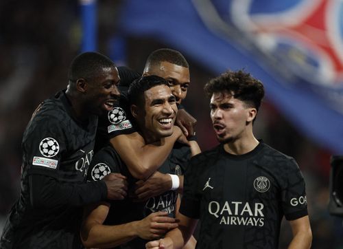 Dù vậy thắng lợi 2-0 là đủ để PSG lên ngôi đầu bảng F bởi ở trận đấu sớm trước đó, AC Milan bị tân binh của UEFA Champions League Newcastle cầm hòa không bàn thắng