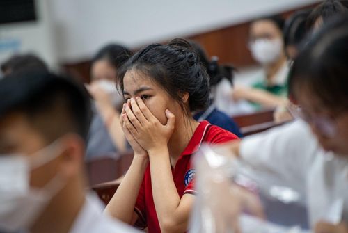 Nhiều học sinh đồng tình việc dạy thêm là cần thiết. (Ảnh minh họa)