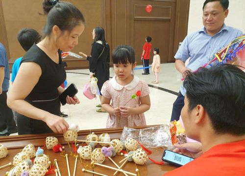 Trải nghiệm các trò chơi dân gian