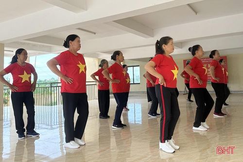 Phong trào văn hóa, văn nghệ ngày càng lan tỏa trong đời sống của người cao tuổi trên địa bàn Hà Tĩnh.