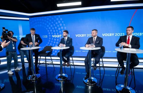 Lãnh đạo một số chính đảng ở Slovakia trong một cuộc tranh luận trên truyền hình ở Bratislava, trước thềm tổng tuyển cử vào ngày 30/9/2023. Ảnh: Politico EU