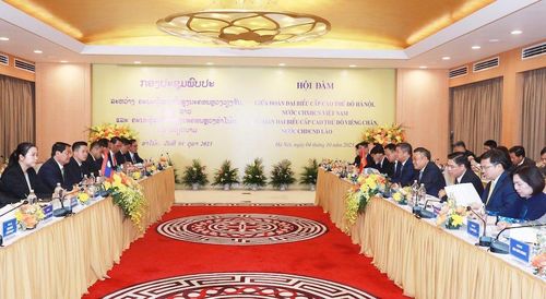 Toàn cảnh hội đàm. Ảnh: Vân Vương