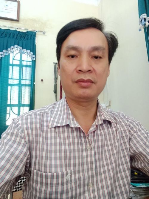 Thầy giáo Phạm Văn Công. Ảnh: NVCC.