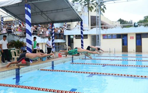 Giải bơi học sinh năm 2023 được tổ chức tại CLB Bơi Sông Phố
